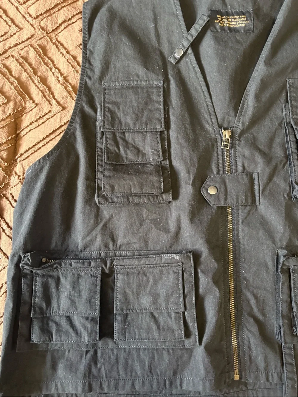 Nike Men's Black Tactical Utility Vest with Multiple Pockets